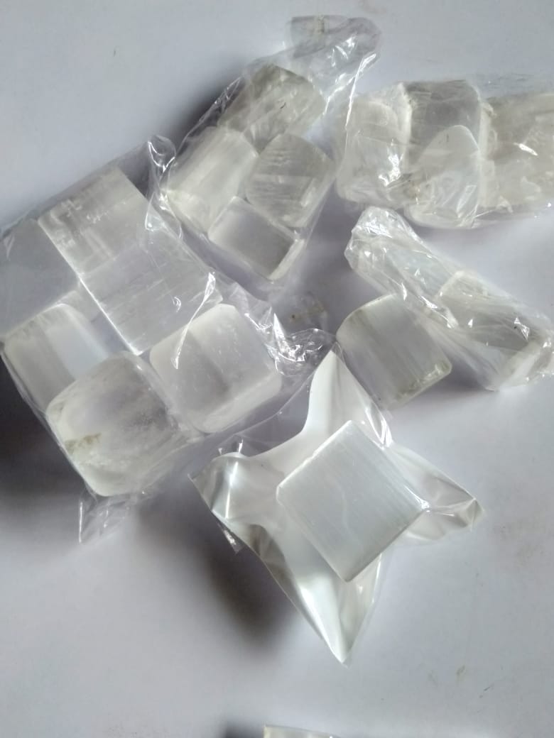 Selenite Tumble Stone for Enhancing Team Spirit & Meditation